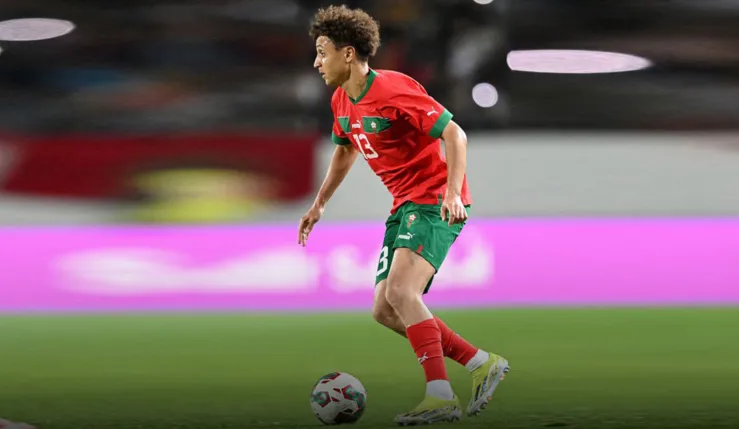 alt= Eliesse Ben Seghir entre Leverkusen et Dortmund