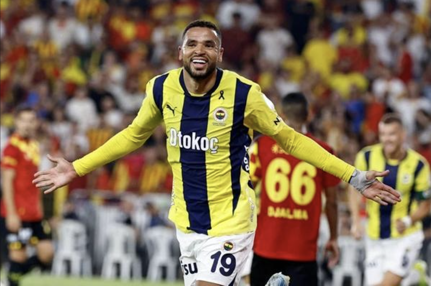 Youssef En-Nseyri est devenu la pièce maîtresse de Mourinho au Fenerbashe