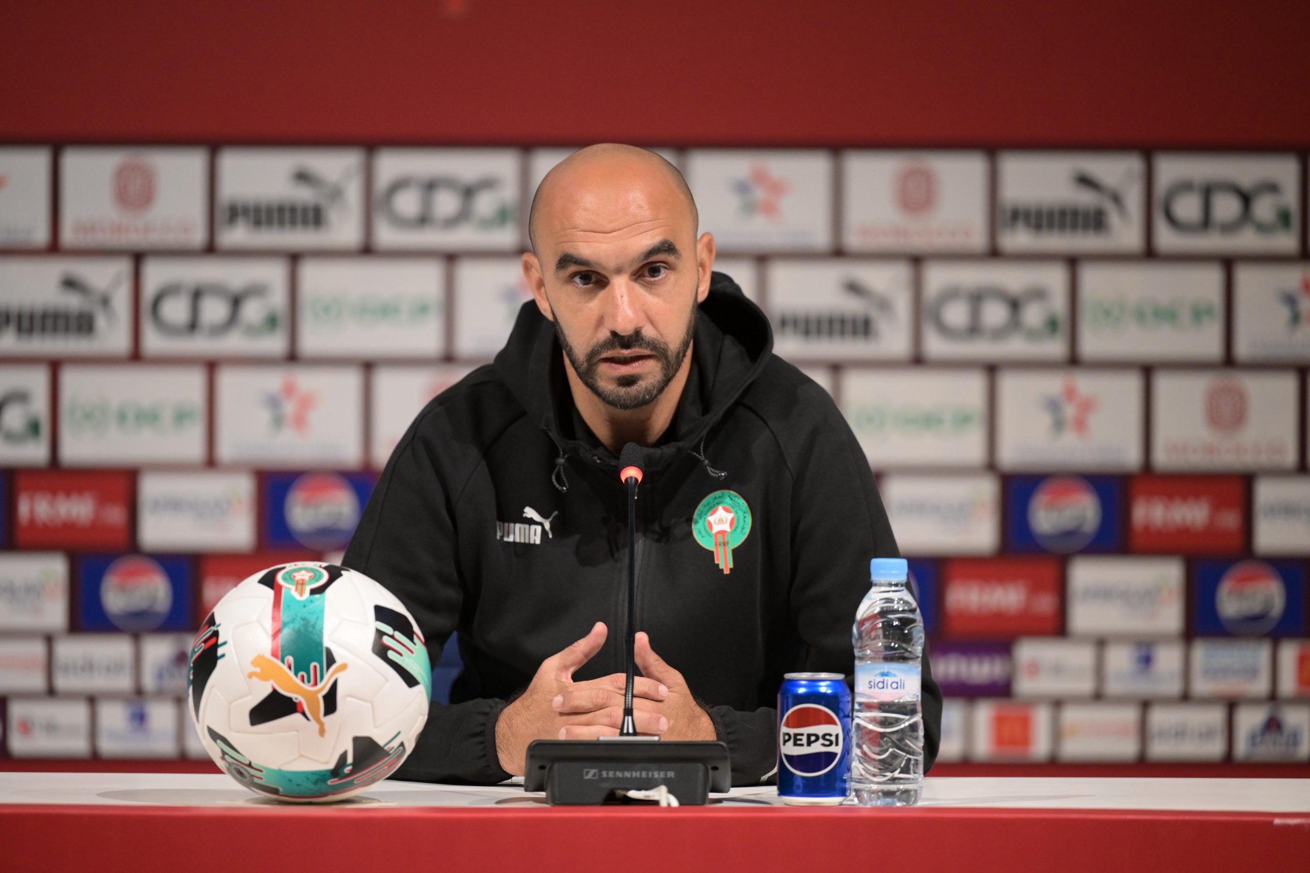 Coupe du monde : Regragui veut assurer rapidement la qualification