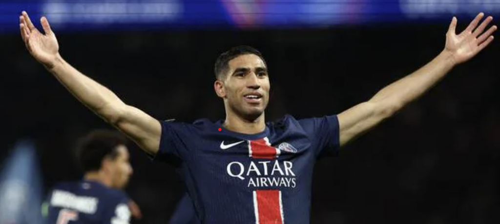 alt= Achraf Hakimi impressionne par sa forme physique et son endurance.