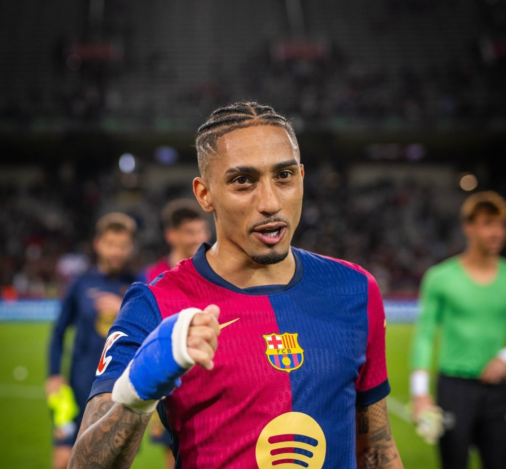Raphinha Barça : 52 actions décisives, bientôt un record historique.