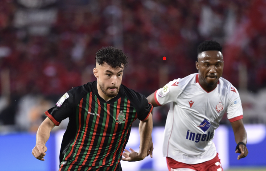 alt= Dernièrre ligne droite de la Botola D1