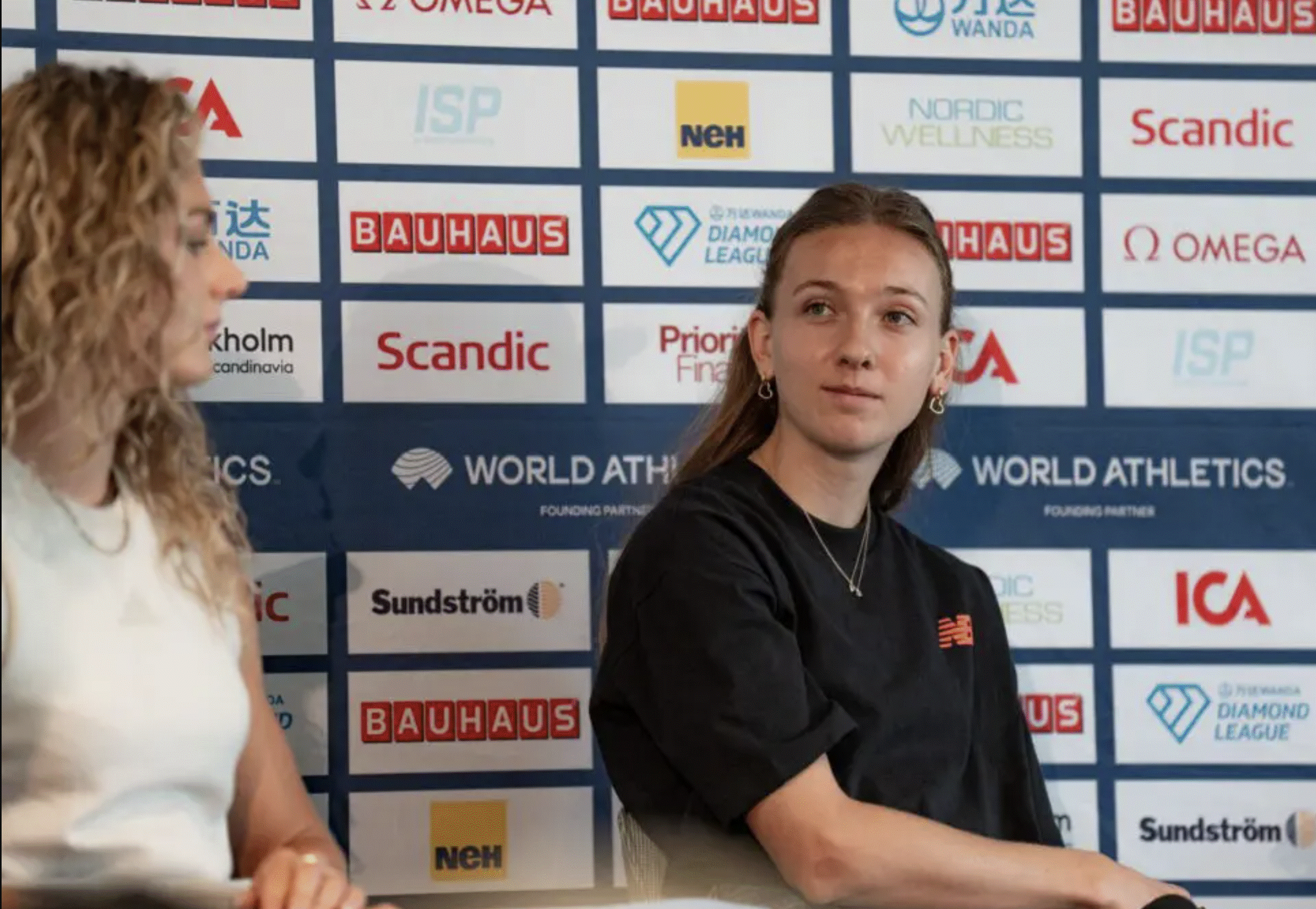 Femke Bol en conférence de presse du meeting de Stokholm. Ph. Chiara Montesano.