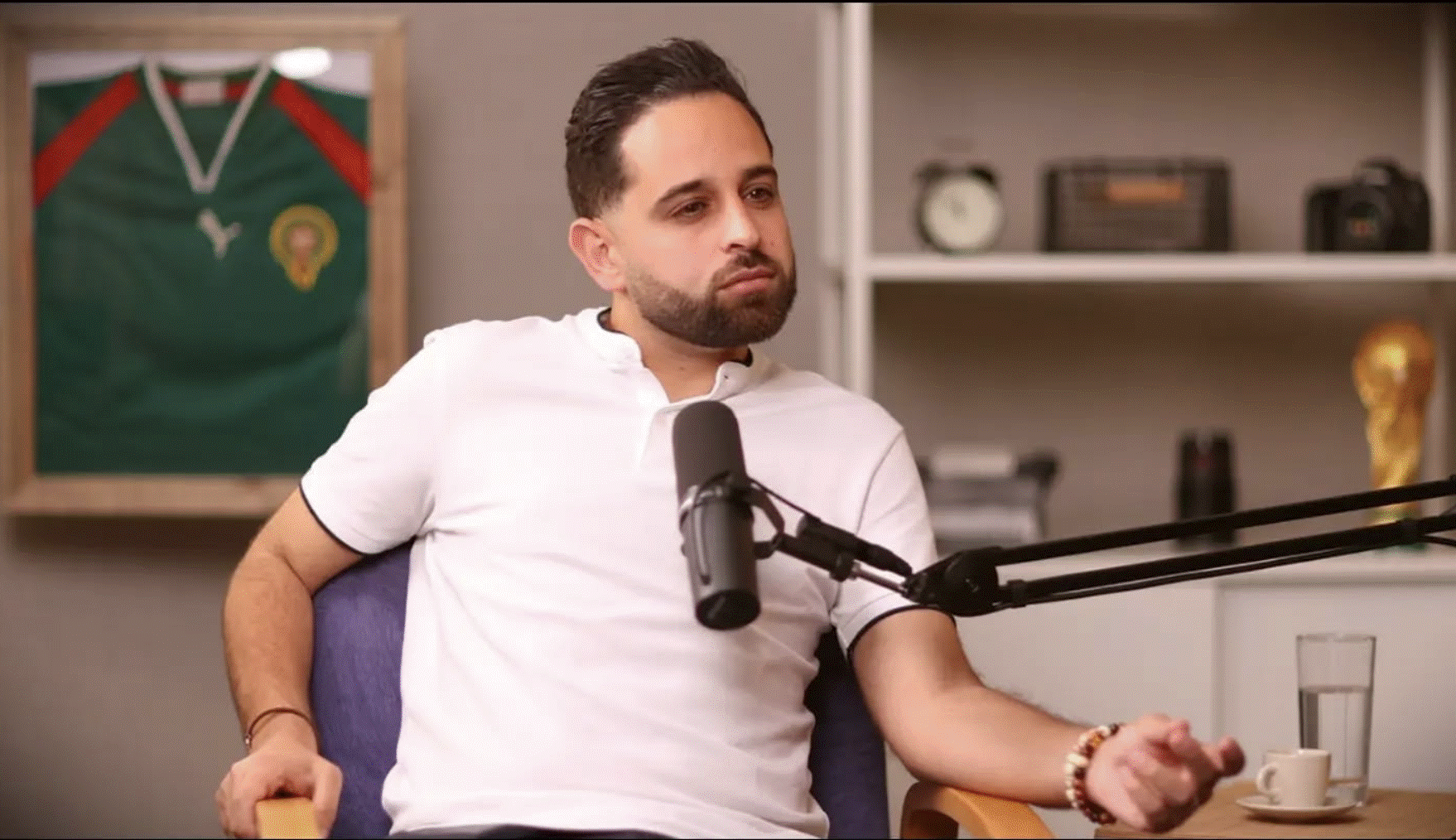 Hamza Hachelaf, journaliste et Consultant.