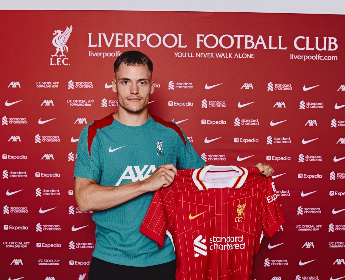 Florian Wirtz est officiellement joueur de Liverppol. Les Reds ont payé 136 millions d'euros à Leverkusen pour s'attacher les services du milieu offensif.