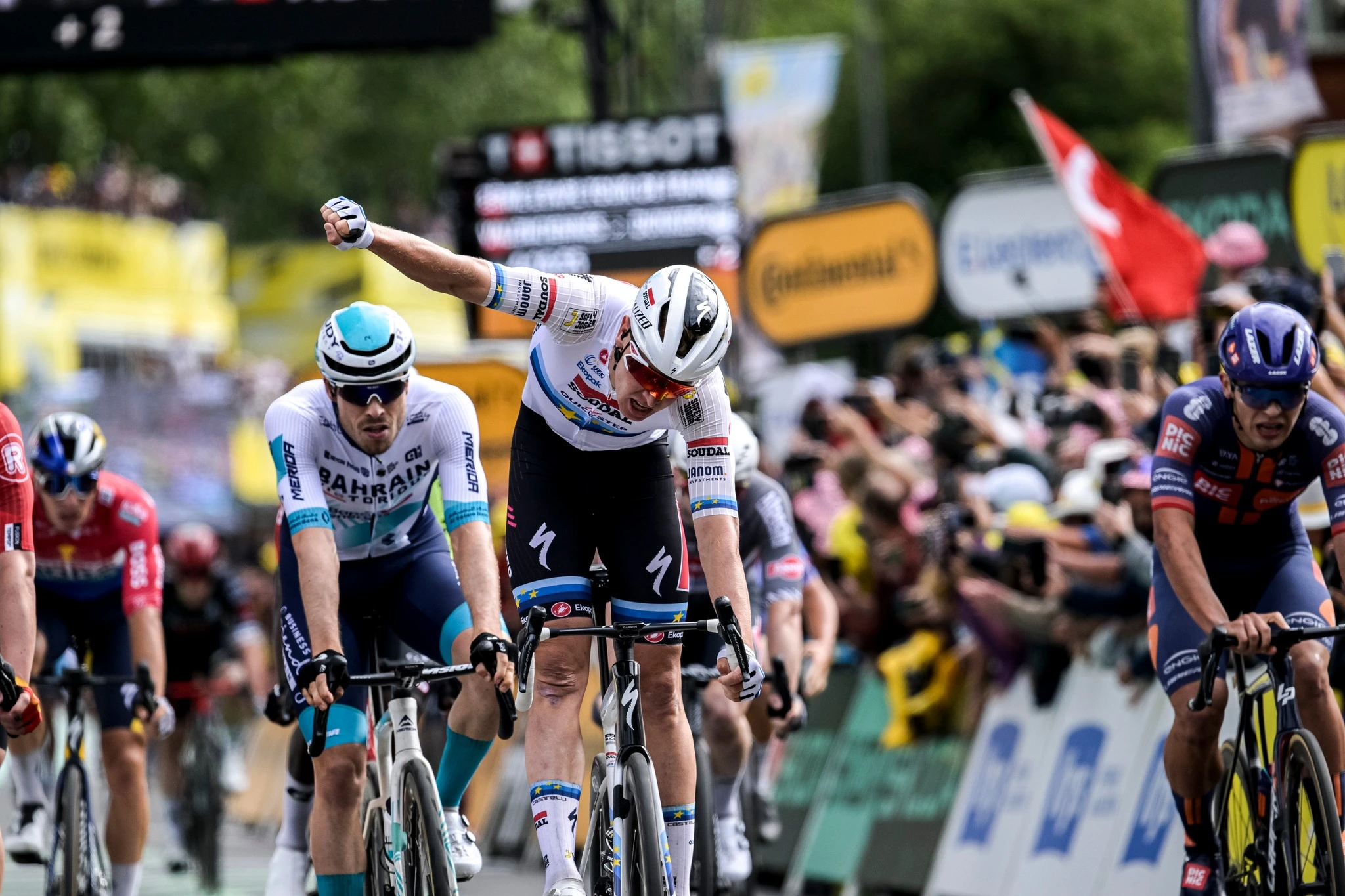 Tim Merlier (Soudal Quick-Step) a remporté au sprint la 3e étape du Tour de France 2025.