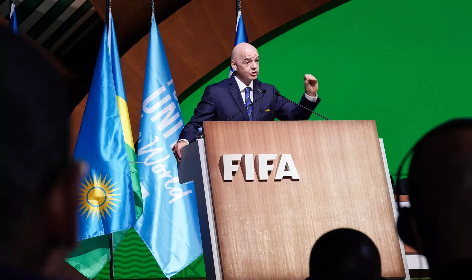 la FIFA songerait à rendre la Coupe du monde des clubs iennale, selon l'émission El Chiringuito.
