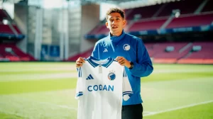 alt= Ahmed Mouhoub Driss Ait Cheikh signent au FC Copenhague.