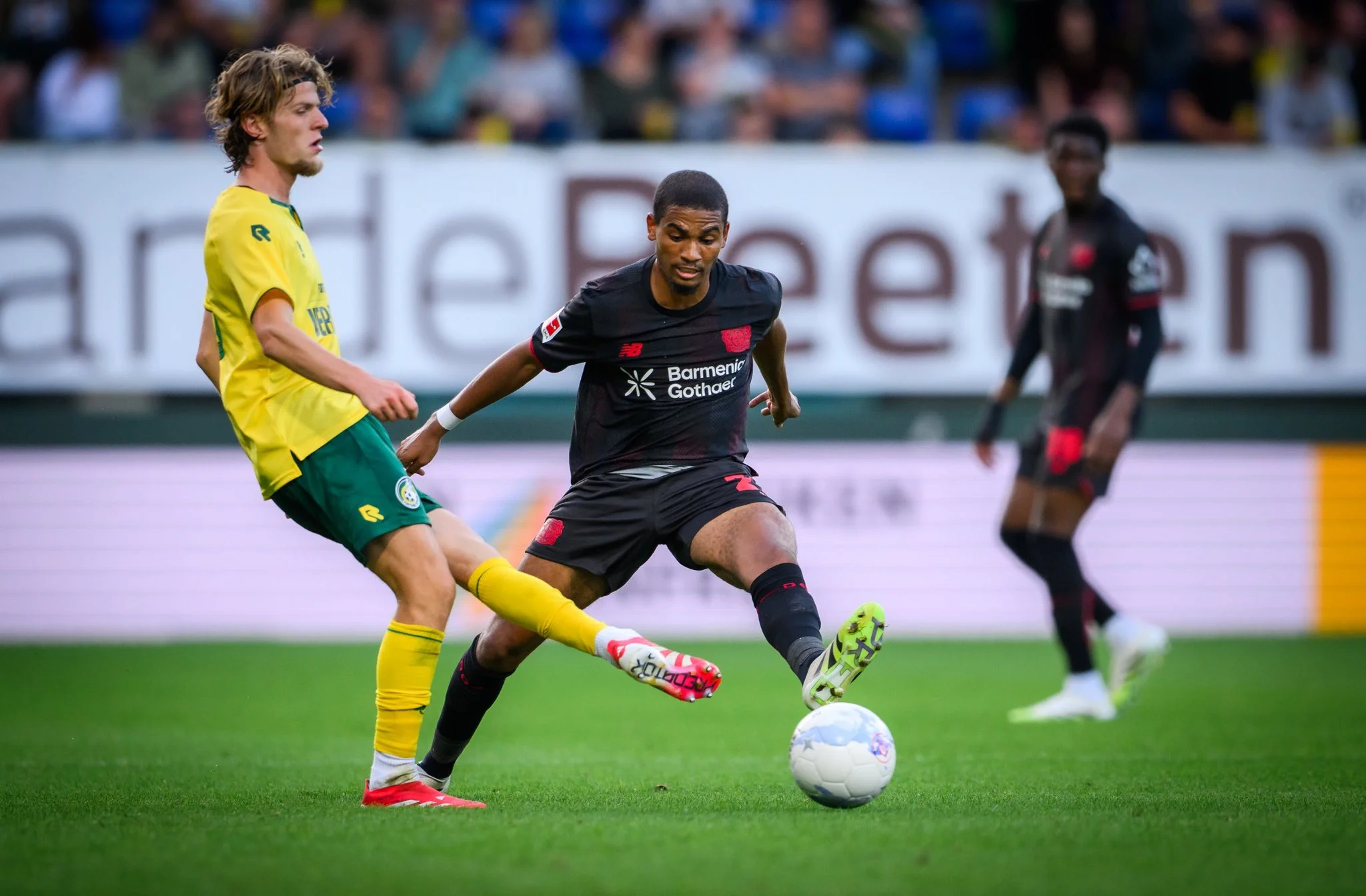 alt= Amine Adli signe à Bournemouth pour 29 M€