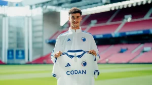 alt=Ahmed Mouhoub Driss Ait Cheikh signent au FC Copenhague.