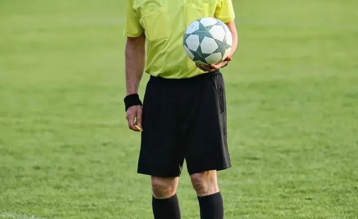 alt = Erreurs d'arbitrage DHJ