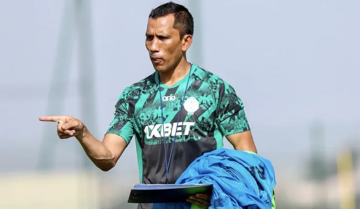 alt= Davids Fadlu nouvel entraîneur du Raja