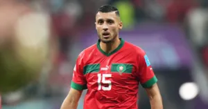 alt= Selim Amallah proche d'Anderlecht