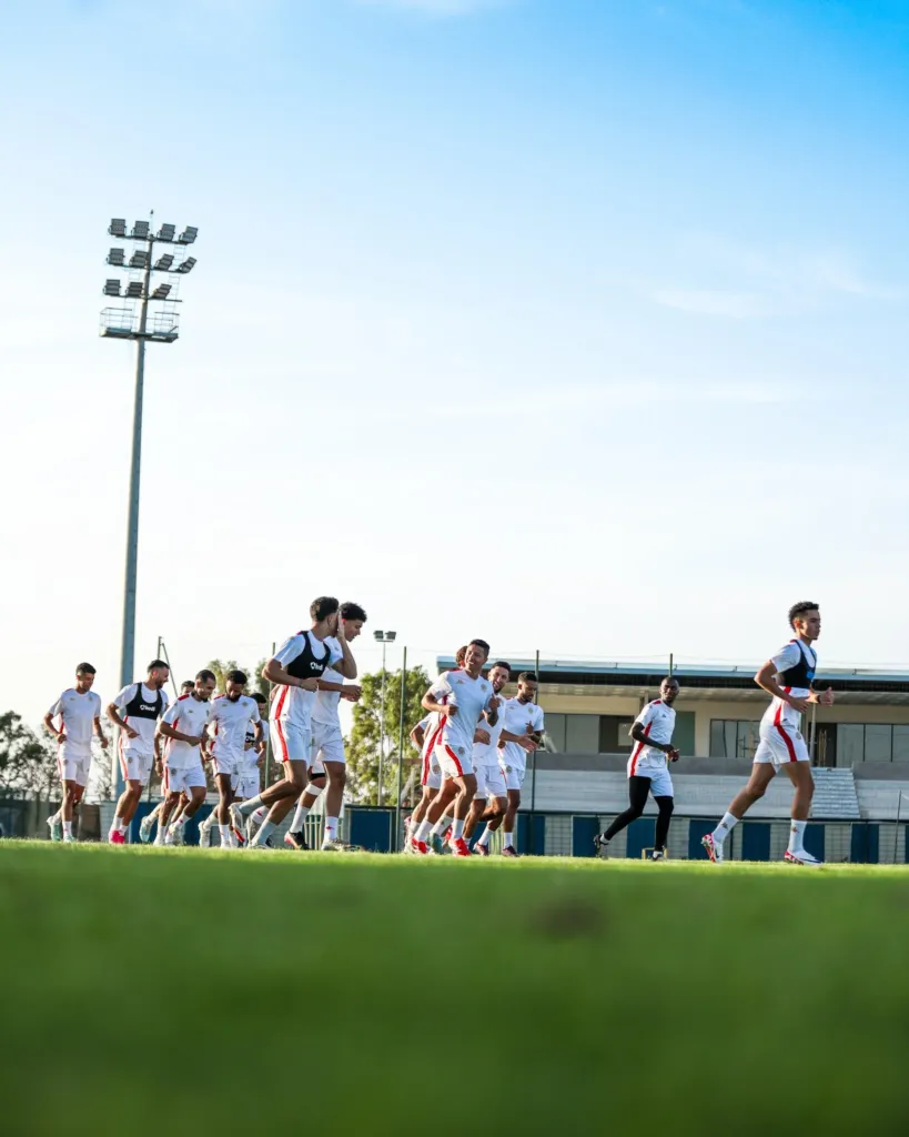 alt= Botola D1 : le WAC cale à Zmamra.
