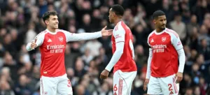 alt= Arsenal double Liverpool