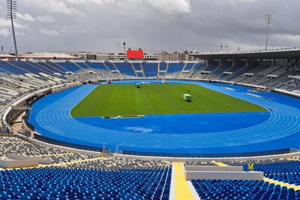 alt= stade d'Honor ferme ses portes au RCA et WAC
