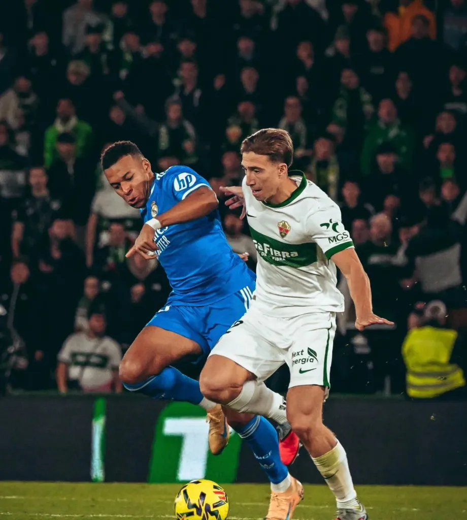 alt= Elche tient en échec le Real