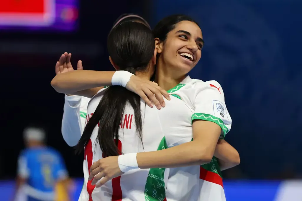 alt= le Maroc renverse les Philipinnes en Coupe du monde féminine de futsal 3-2. 