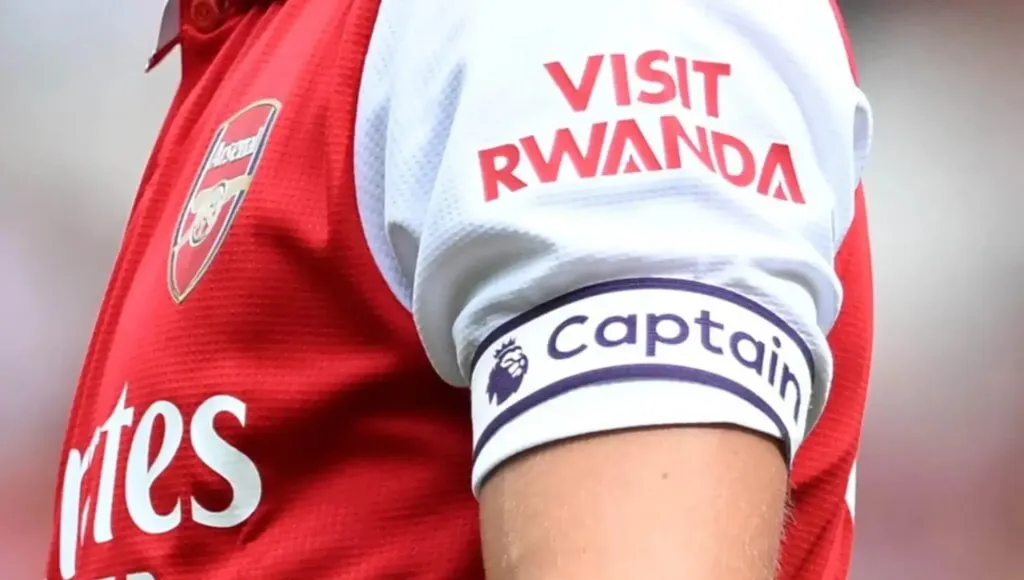alt= Partenariat Arsenal et Visit Rwanda
