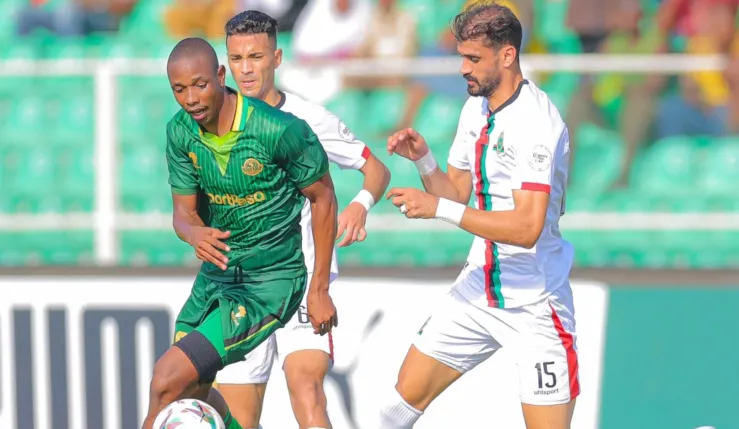 alt= AS FAR chute face à Young Africans