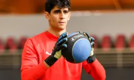 alt= Yassine Bounou a été noté 8,7 par Sofascore : la meilleure note du match Maroc-Paraguay.