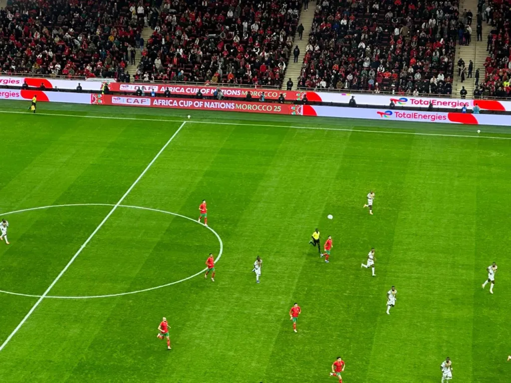 alt= le Maroc mène 1-0 à la mi-temps face au Mali
