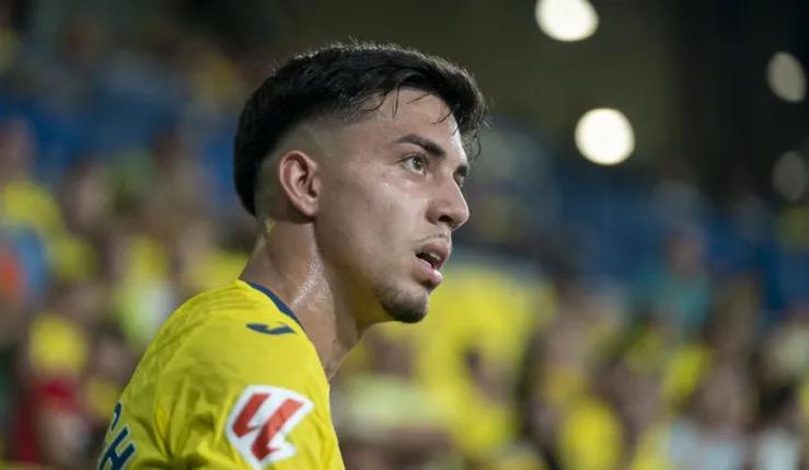 alt= Akhomach prêté au Rayo jusqu'à la fin de la saison.