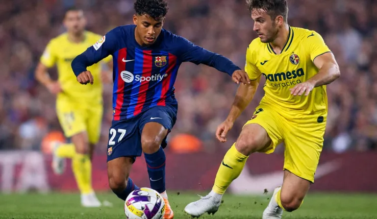 Alt= Lamine Yamal en action contre Villareal. Image générée par L'IA.