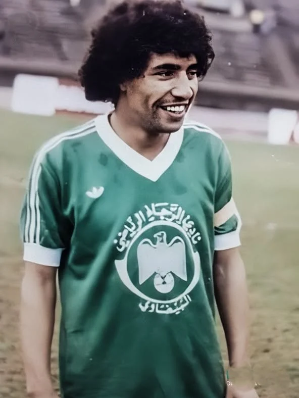 alt= feu Abdelmajid Dolmi est des grandes légendes du Raja Casablanca. Raja de Casablanca histoire palmarès