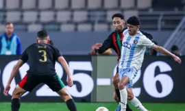 ALT= phase de jeu de la rencontre AS FAR- Pyramids en quart de finale aller de la Ligue des champions CAF.