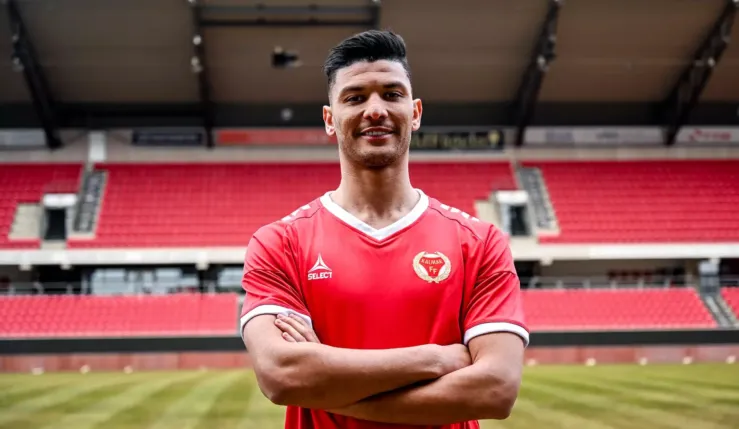 alt= Achraf Dari sous le maillot de Kalmar FF.
