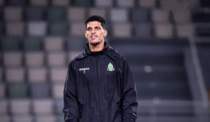 alt= Youssef El Fahli, attaquant de l'AS FAR.