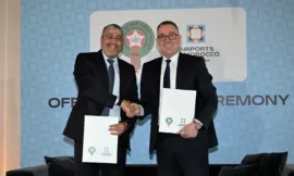alt= La FRMF et l’ONDA ont signé une convention de partenariat stratégique ce mercredi 25 mars 2026 à l’aéroport de Rabat-Salé.
