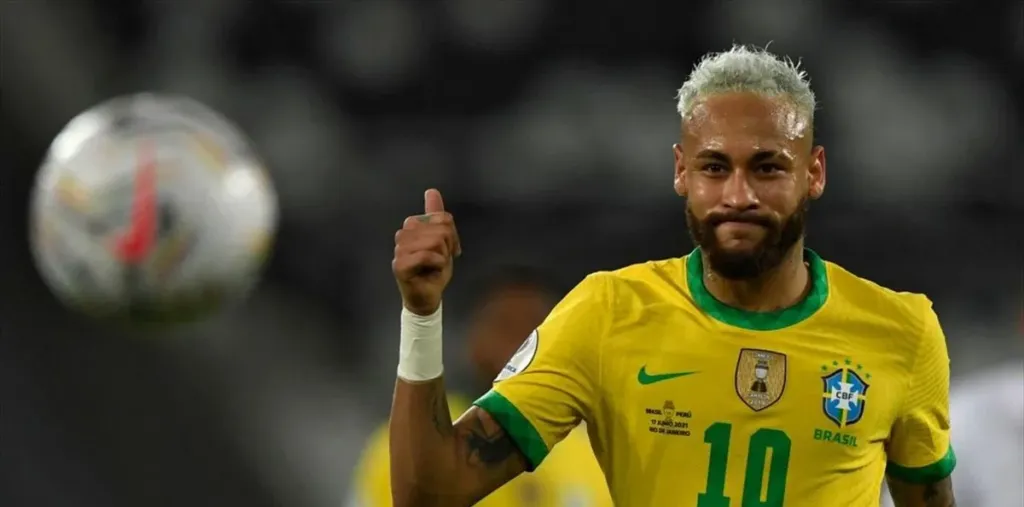 alt= Neymar déçu de ne pas faire partie des joueurs retenus par Ancelotti pour les matchs de mars.