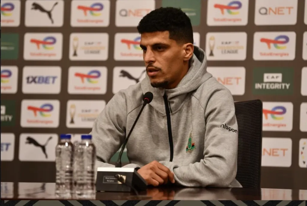 alt= Youssef El Fahli vise le titre après la qualification de l'AS FAR en demi-finale.