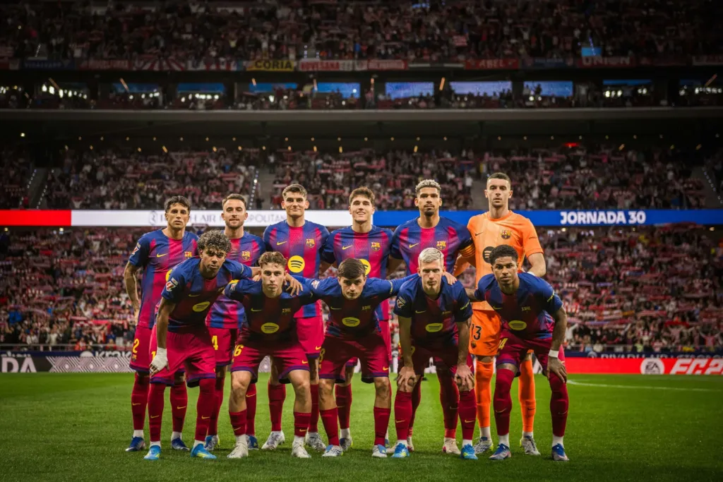 Alt= Le FC Barcelone dompte l'Atletico Madrid et se rapproche du titre.