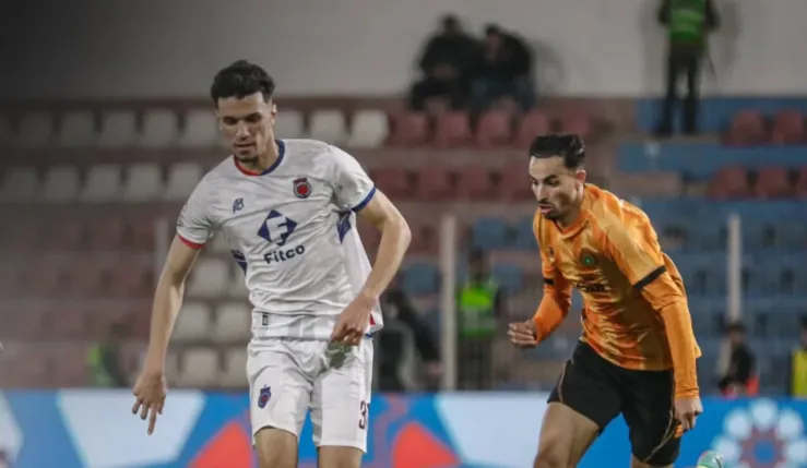 Alt= Phase de jeu de la rencontre OCS-RS Berkane comptant pour la 10e journée.