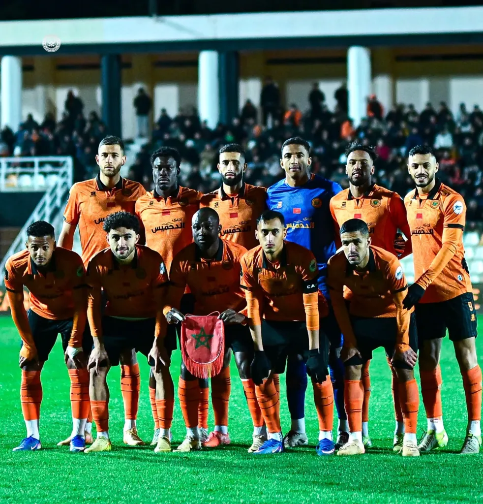 Alt= Le tarif des billets RS Berkane - Maghreb de Fès est fixé à 30 dirhams pour le virage nord, 40 dirhams pour les tribunes découvertes et 150 dirhams pour la tribune couverte.