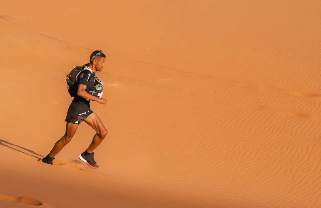 Alt= Mohamed El Morabity étape 100 km Marathon des Sables