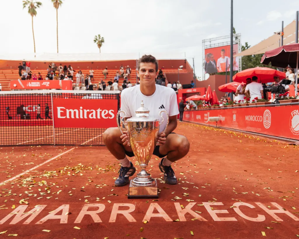 ALT= Rafael Jódar remporte le Grand Prix Hassan II de tennis 2026.