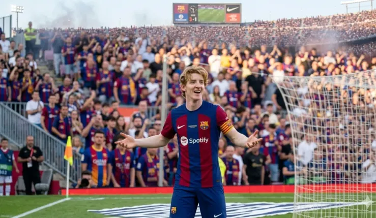 alt= Anthony Gordon au Barça