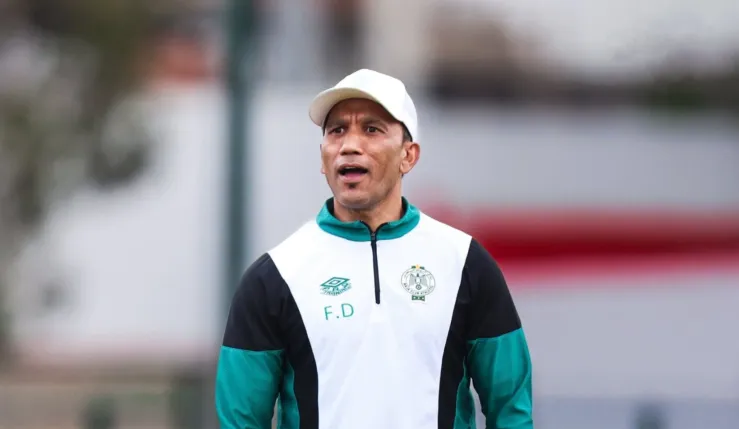 Alt= Fadlu Davids après la défaite face au WAC