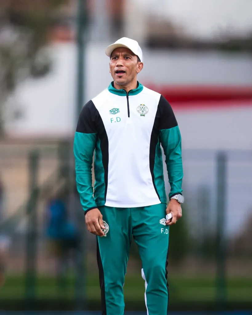 alt= Fadlu Davids craque après la défaite face au WAC dans le derby de Casablanca 0-1. 