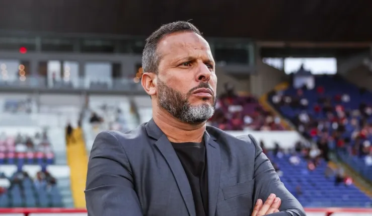 alt= Benchrifa après la victoire du WAC contre le Raja