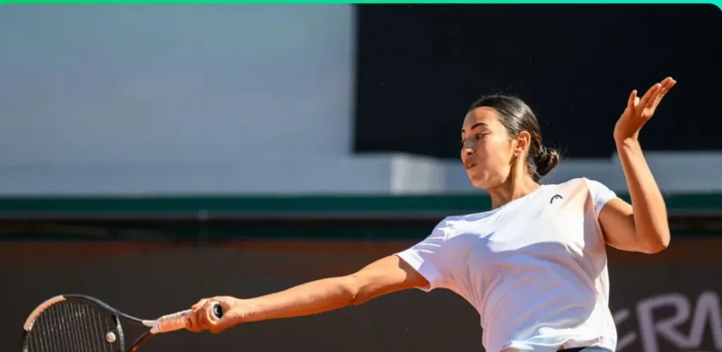 alt= Yasmine Kabbaj victoire historique GP Lalla de tennis.