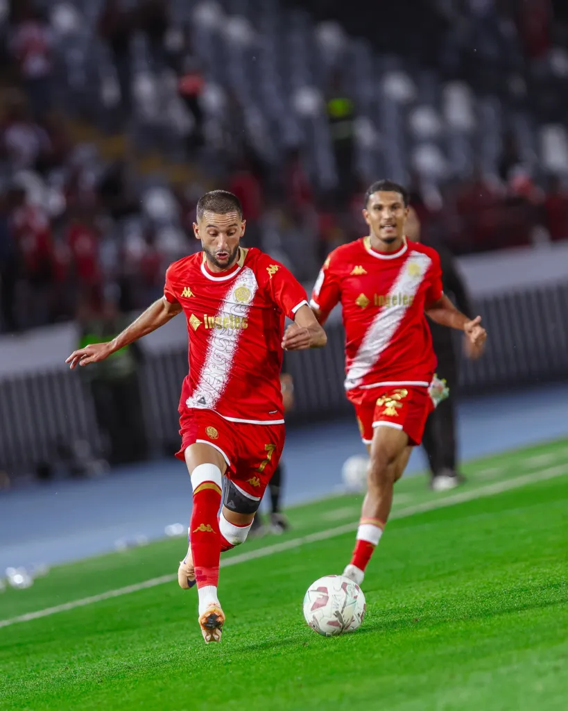 alt= Hakim Ziyech porte le WAC face au Hassania