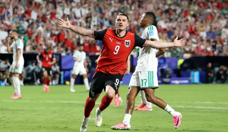 alt= l'Algérie et l'Autriche qualifiés en 16es de finale de la Coupe du monde 2026.