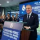 alt= Florentino Pérez réélu président du Real Madrid jusqu'en 20230. Image générée par l'IA.