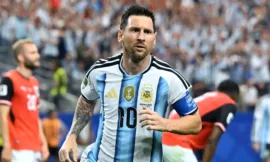 alt= Argentine Autriche Messi dans la légende