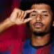 alt= Adeyemi signe au Barça jusqu'en 2031.